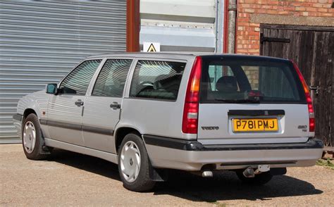 P781 PMJ 1996 Volvo 850 TDI Estate Nivek Old Gold Flickr