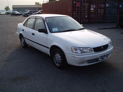 2000 Toyota Corolla specs