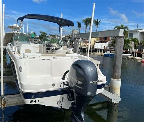 2018 Robalo R227 Dual Console 23 Boats For Sale Edwards Yacht Sales