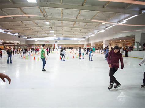 Las Mejores Pistas De Hielo En Cdmx Hay Equipos De Hockey Y Clases