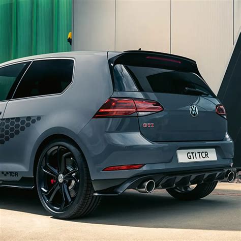 Volkswagen Golf GTI TCR opens for order in the UK