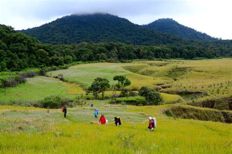 20 Tempat Wisata Alam Di Garut Yang Mempesona Wajib Masuk Bucket List