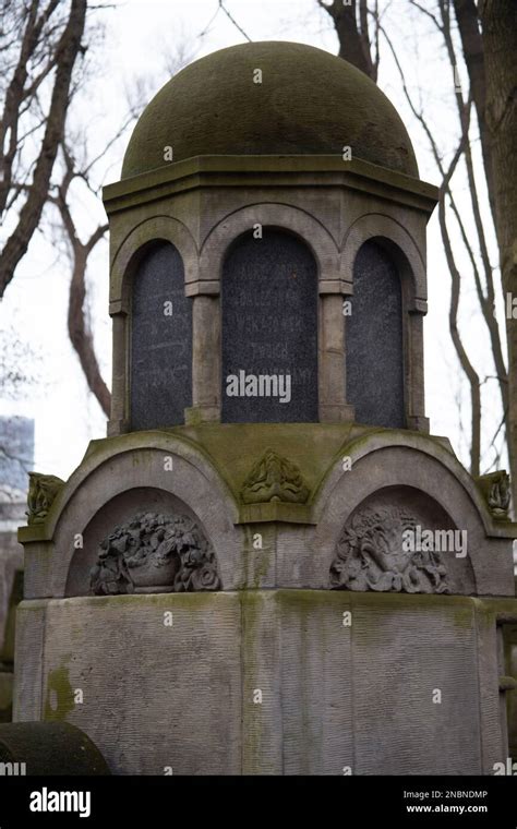 Jewish Cemeteries Hi Res Stock Photography And Images Alamy