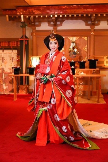 Heian Junihitoe 平安时代的十二单 Japan Heian era costume Junihitoe