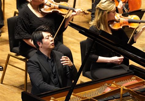 Pianist Lang Lang Piano Concerto