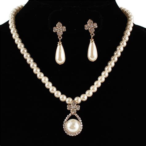 Pearl With Crystal Necklace Set Dandd Florida Import