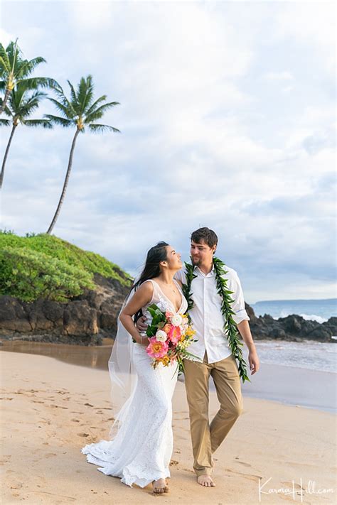 Maui Beach Wedding - Simple Maui Wedding