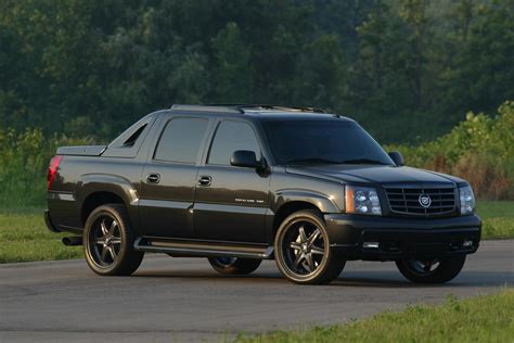 2003 Cadillac Escalade EXT Image. Photo 7 of 9