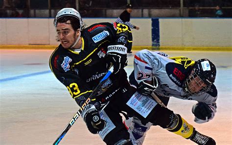 Eishockey EHC Zweibrücken bezwingt Heilbronner EC