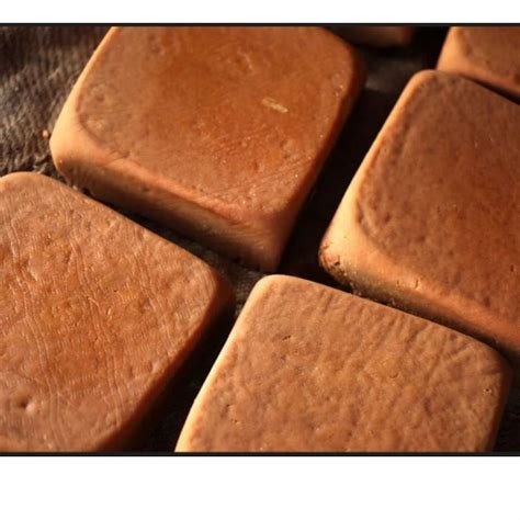 Cubes Natural Organic Jaggery Gud Shape Square At Rs 80 Kg In Bannur