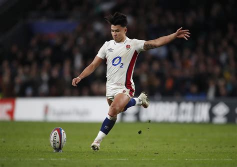 Smith wins epic clash for England with late penalty v S.Africa | Reuters