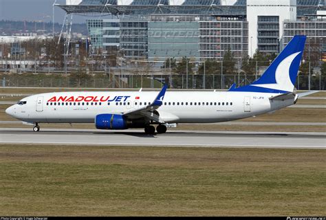 TC JFH Anadolu Jet Boeing 737 8F2 WL Photo By Hugo Schwarzer ID