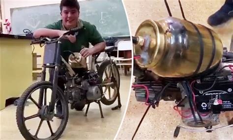 Un jeune argentin invente une moto qui roule à l eau salée NeozOne