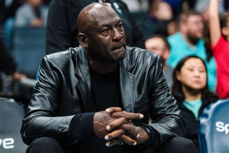 Michael Jordan In Talks To Sell Majority Stake In Charlotte Hornets