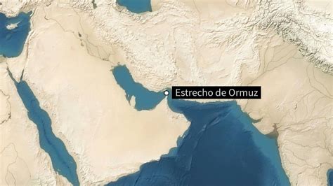 Tensión En El Estrecho De Ormuz Una Lancha Patrullera Iraní Y Un