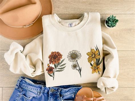 Custom Birth Month Sweatshirt Birth Flower Sweater Birth Flower Birth