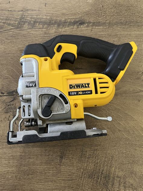 Dewalt Dcs A Olx Bg