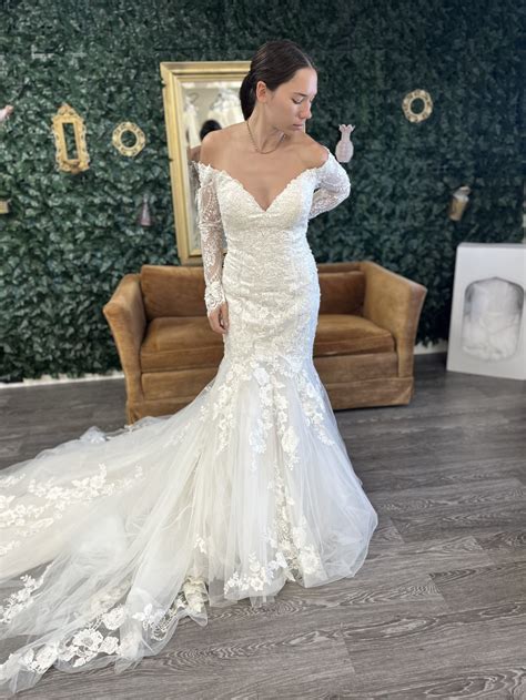 GALLERY — Gently Loved Bridal