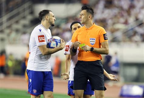 Hajduk je slavio ali opet žestoko prema sucu Kad će Hajduk zaslužiti