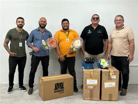 Entrega De Materiais Esportivos Impulsiona Atividades Em Centros