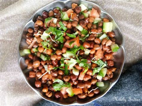 Steamed Kala Channa Salad- brown chickpea – Mildly Indian