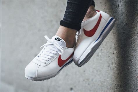 Nike Wmns Classic Cortez Leather White Varsity Red Varsity Royal Og