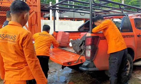 Speedboat Pengantar Jenazah Tabrak Getek Basarnas Palembang Terjunkan