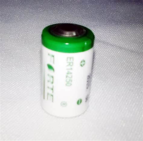 ER14250 1/2AA LITHIUM BATTERY 3.6V - Star Games Parts & Service