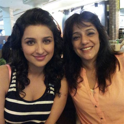 Bollywood Actress Parineeti Chopra Family Photos | Real-Life Photos