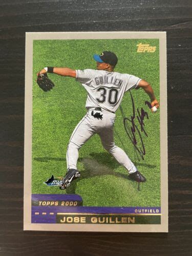 Topps Jose Guillen Tampa Bay Devil Rays Signed Card