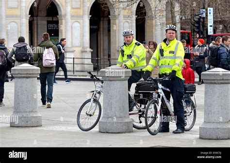 City Of London Police Officers Hi Res Stock Photography And Images Alamy