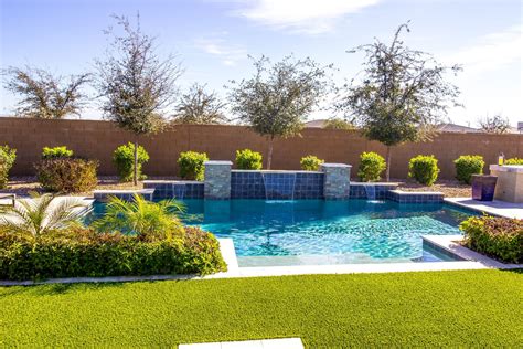 What to Know When Building Your Perfect Backyard Pool