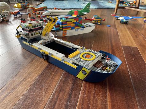 Can Lego Boats Float? - VerbNow