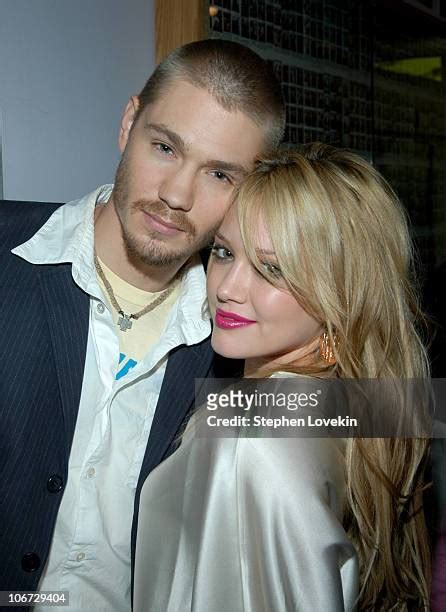 295 Hilary Duff And Chad Michael Murray Photos & High Res Pictures ...