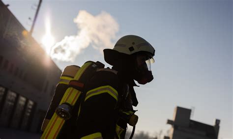 57 Jähriger bei Wohnungsbrand in Dortmund getötet Glocke