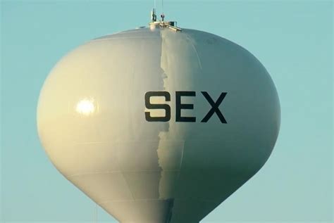 Look Sussex Water Tower Reads Sex After Unfinished Paint Job UPI
