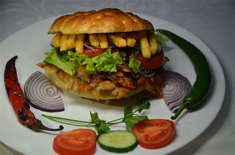 Broodje Doner Met Friet Musti Kebab Maastricht