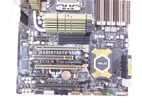 Материнская плата ASUS SABERTOOTH X58