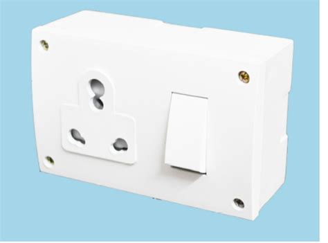 16 Amp Modular Switch Socket Combination Plastic Module Size 2m At Rs 65 In New Delhi