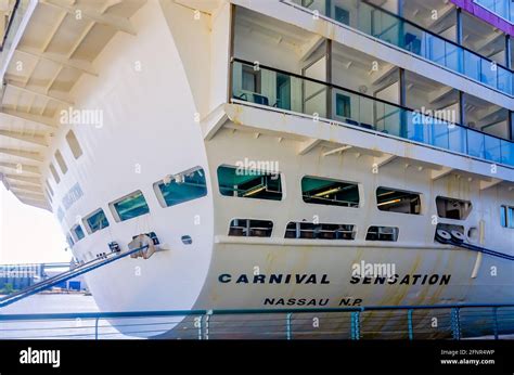 Carnival sensation cruise ship hi-res stock photography and images - Alamy