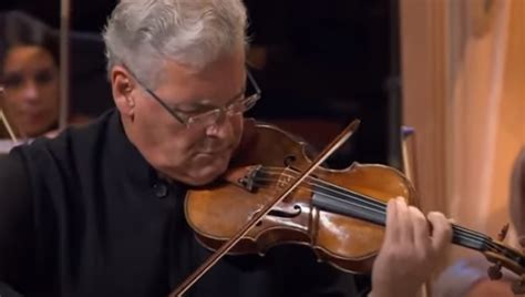 Violinist Pinchas Zukerman performs Tchaikovsky’s Sérénade mélancolique ...