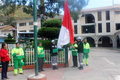 Muestra de patriotismo y civismo en Izamiento del Pabellón Flickr