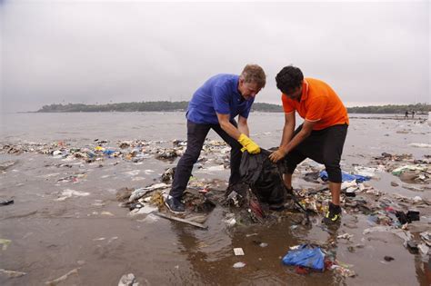 Día Mundial de los Océanos por un mar libre de plásticos