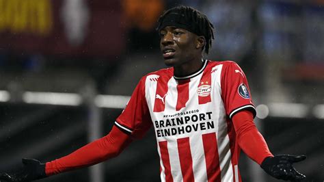 Psv Aanvaller Noni Madueke Mist In Ieder Geval Duels Met Emmen En