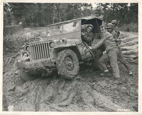 Us Soldiers Work To Free Jeep Mired In The Mud Of Germany October 1944 History ~ Ww2