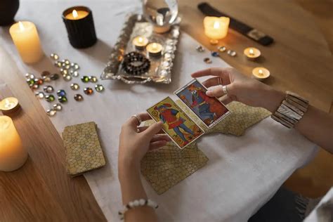 Tarot Ta Akra Tabanl Enerji Merkezi Okumalar Tarot Kartlar N N