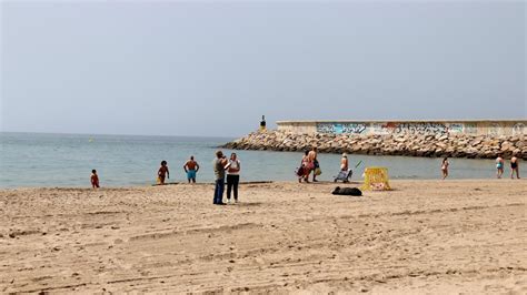 Troben El Cad Ver D Un Nen D Uns Tres Anys A La Platja De Roda De Ber