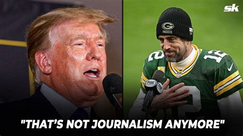 Aaron Rodgers takes dig at media over Joe Rogan podcast