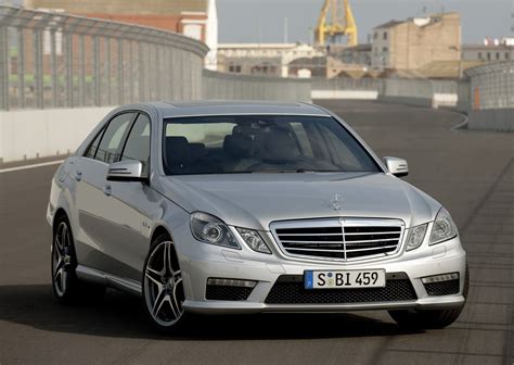 2010 Mercedes Benz E63 AMG Puts The Smack Down