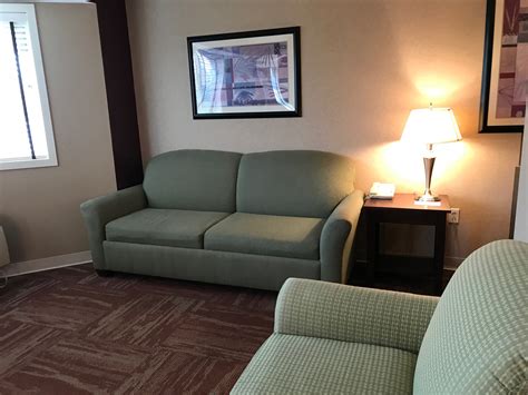 Rooms & Amenities | The Findlay Inn & Conference Center